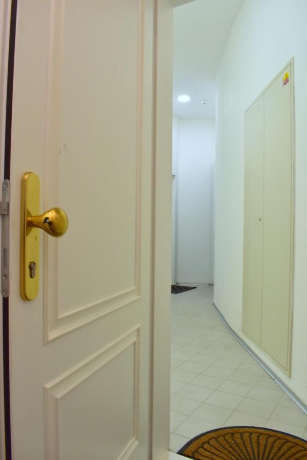 Lovely Apartment In Center Prague Extérieur photo